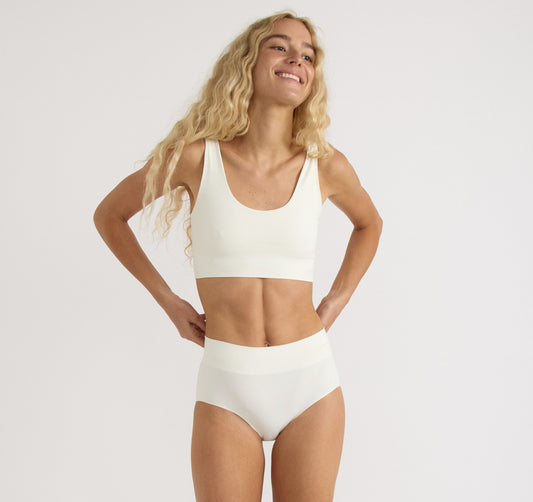 Organic Basics - Tanga nylon riciclato