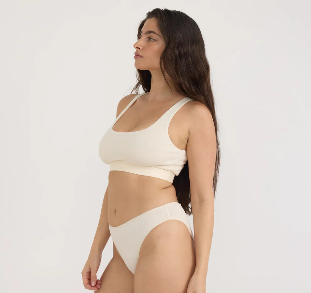 Organic Basics - Tanga nylon riciclato